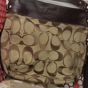 Coach shoulder bag